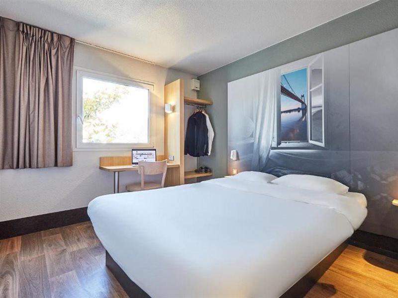 B&B Hotel Le Havre Harfleur 1 Buitenkant foto